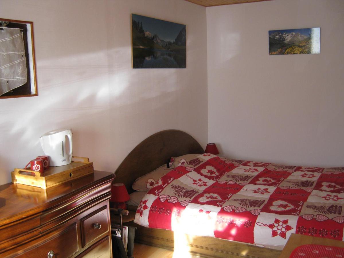 Le Petit Randonneur Bed & Breakfast Briançon Exterior foto