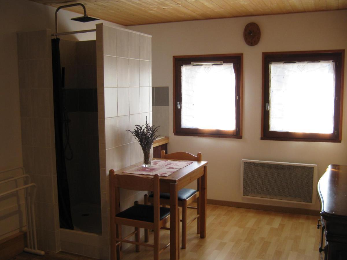 Le Petit Randonneur Bed & Breakfast Briançon Exterior foto