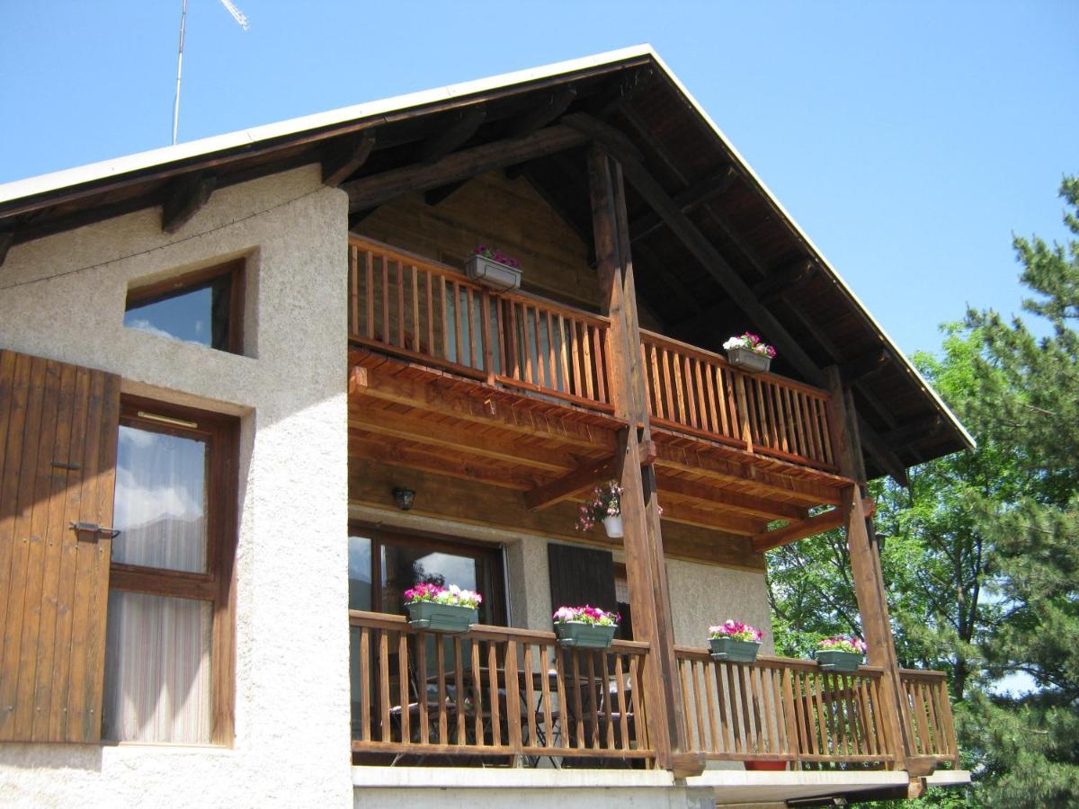 Le Petit Randonneur Bed & Breakfast Briançon Exterior foto